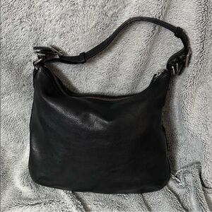 Elegant Black Leather Shoulder Bag